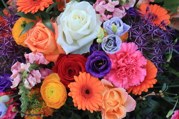 Obraz na płótnie Canvas Colorful bridal bouquet
