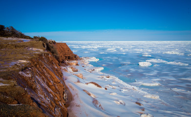Frozen Atlantic ocean from pei © rusty elliott