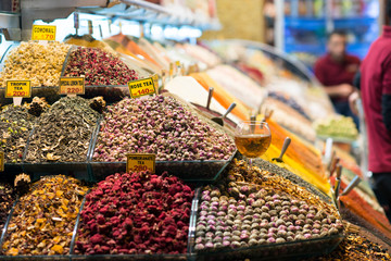 Turkish spices in the Grand Spice Bazaar. Colorful spices in sale shops in the Spice Market of Istanbul, Turkey