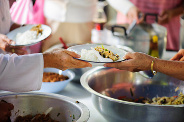 Share food from hand to hand with donations.