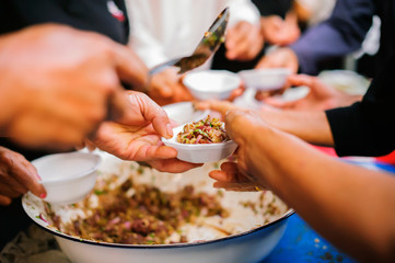 Society for helping to share food with the poor: the concept of starvation