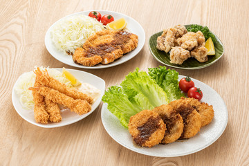 揚げ物 イメージ