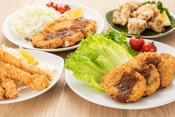 揚げ物 イメージ