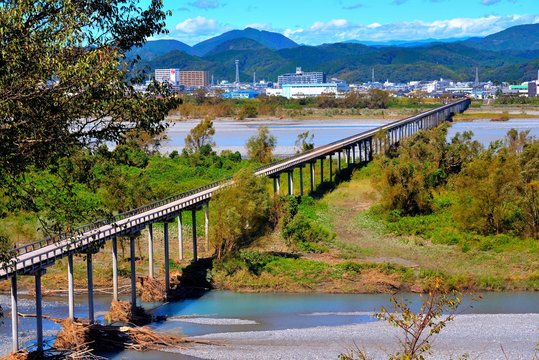 大井川の蓬莱橋