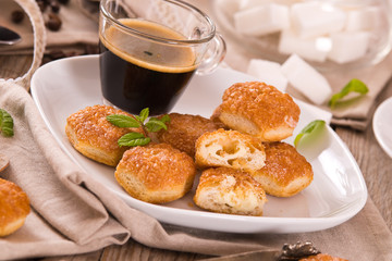 Puff pastries with custrad cream.