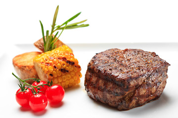 Grilled beef steak with vegetables