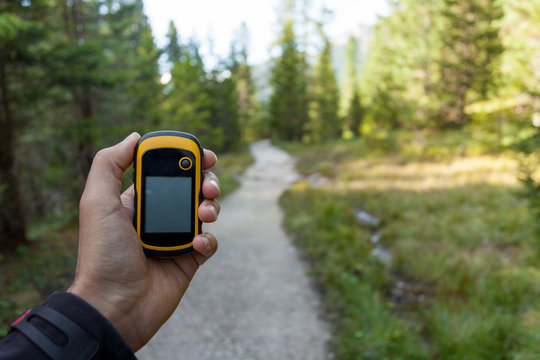 finding the right position in the woods with a gps