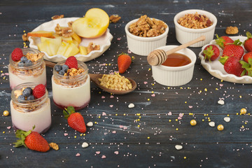 Series about granola, berry and greek yogurt suitable for a healthy breakfast, snack or dessert.