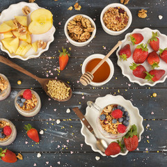 Series about granola, berry and greek yogurt suitable for a healthy breakfast, snack or dessert.