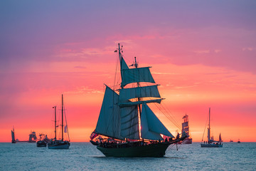 Segelschiffe auf der Hanse Sail in Rostock