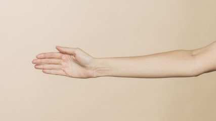 Welcoming women's hand