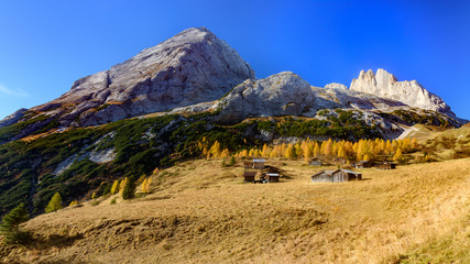Jesienny krajobraz Dolomitów © TOP67