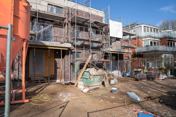 Baustelle für ein Mehrfamilienhaus