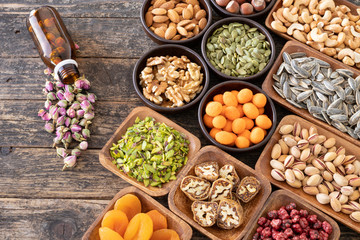Dried roses in the bottle instead of medicine with nuts.