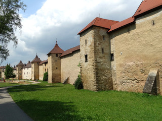 Fototapeta na wymiar Weissenburg. Stadtmauer.
