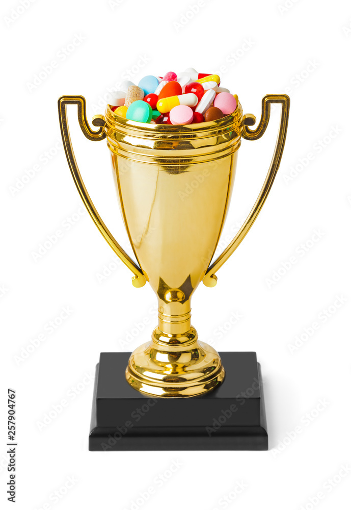 Poster Golden trophy cup with pills