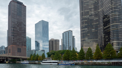 Fototapeta na wymiar skyscrapers in downtown Chicago