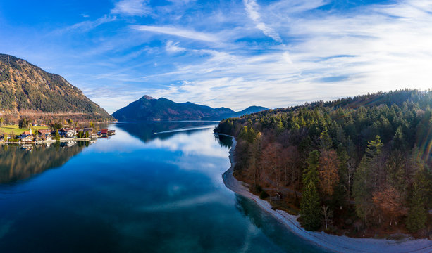 Germany, Bavaria, Upper Bavaria, Lake Walchen, Kochel am See in the evening