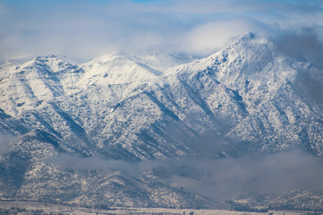Fototapeta na wymiar Montañas nevadas