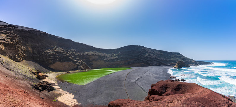 Spain, Lanzarote, XXL panorama of green lagoon of el golfo west coast village