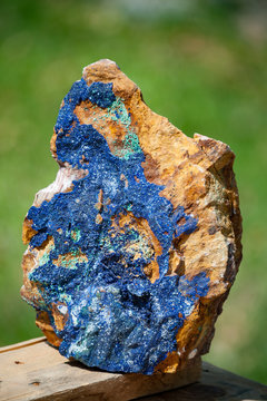 Close up of azurite vein crust