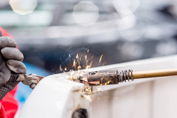 réparation de carrosserie de voiture