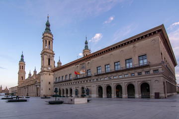 Fototapeta na wymiar Basilica of Our Lady of the Pilar in Zaragoza, Spain