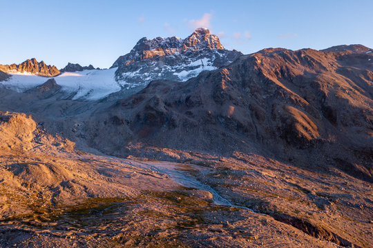 Abendrot Am Piz Kesh