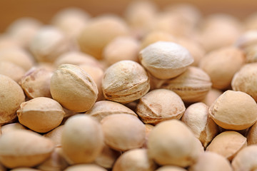 Viele getrocknete Kirschkerne