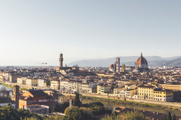 Fototapeta na wymiar panoramica de Florencia y detalles de sus edificios