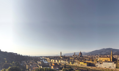panoramica de Florencia y detalles de sus edificios