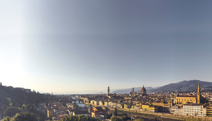 panoramica de Florencia y detalles de sus edificios