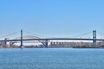 Fototapeta na wymiar Triborough Bridge, Robert F. Kennedy Bridge, Nueva York, USA