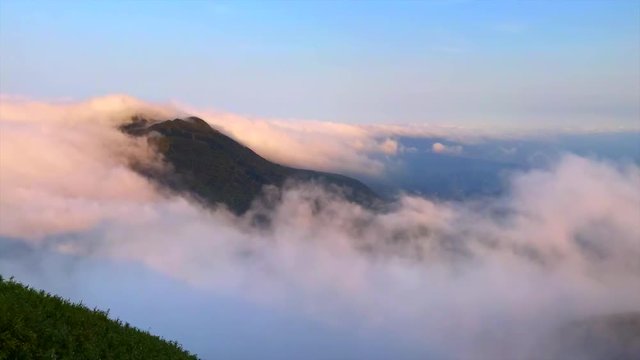  Time lapse photography, sea of clouds around the mountain (Yangmingshan),Brocken spectre,backscatter sunlight ,yangmingshan national park, Taipei Taiwan
