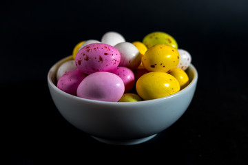 Fototapeta na wymiar Colorful Ester eggs in a cup