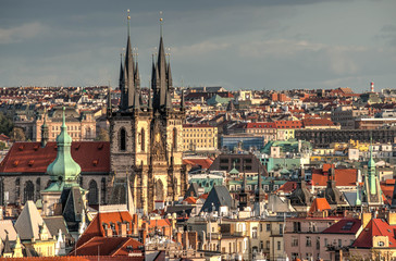 Obraz premium Old red roofs and chimneys of Prague. View from above