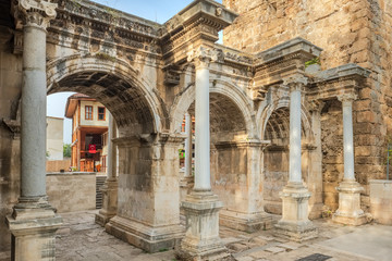 Fototapeta premium Hadrians Gate in old city of Antalya