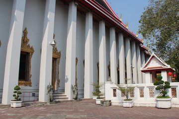 Fototapeta na wymiar Buddhist temple (Wat Pho) in Bangkok (Thailand)