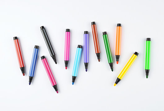 Colorful felt tip pens