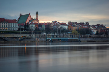 Fototapeta premium Old town over the Vistula river in Warsaw, Poland