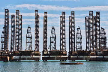 oil rig, Baku, Caspian Sea, Azerbaijan, Caucasus