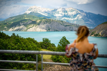 La fille au lac