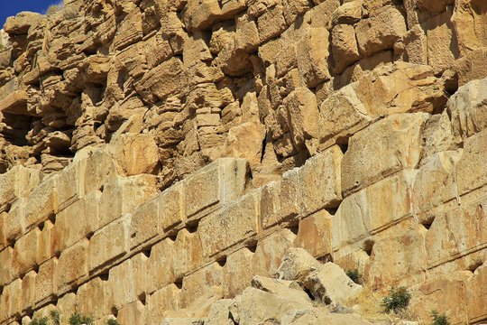 Pasargadae tomb, necropolis, Iran, Persia, Darius