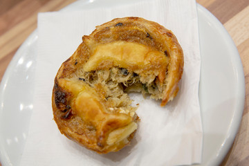 Empada, Stuffed bacalao pie