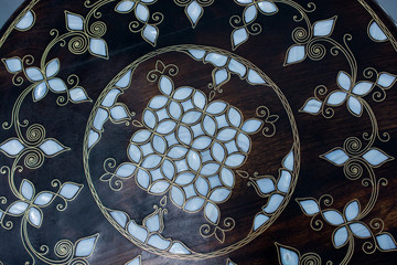  Example of Mother of Pearl inlays art