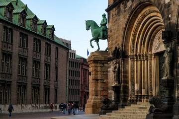 Monument of the Reichskanzler Otto von Bismarck on horseback near the Cathedral of St. Peter in...