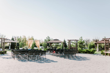  arch for the wedding ceremony