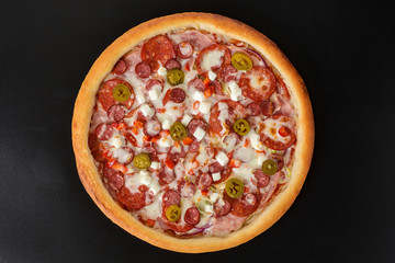 pepperoni pizza jalapeno