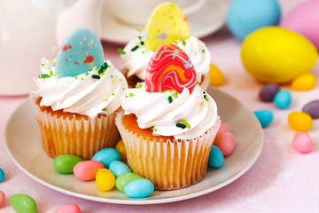 Easter vanilla cupcake.