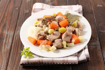 veal, carrot and leek